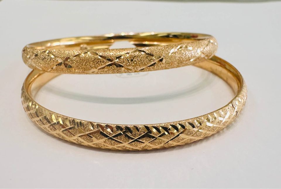 Beautiful Textured Bangles in 14k Yellow Gold