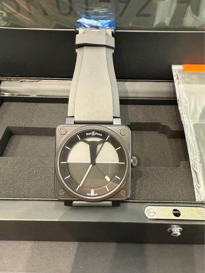 Bell & Ross Model # BR01 92 SHO 145 /999 N Never used Complete set - Limited Edition 2024