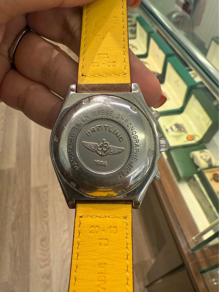 Breitling - Gold/Steel Chronomat Chronograph Automatic In Mint Condition