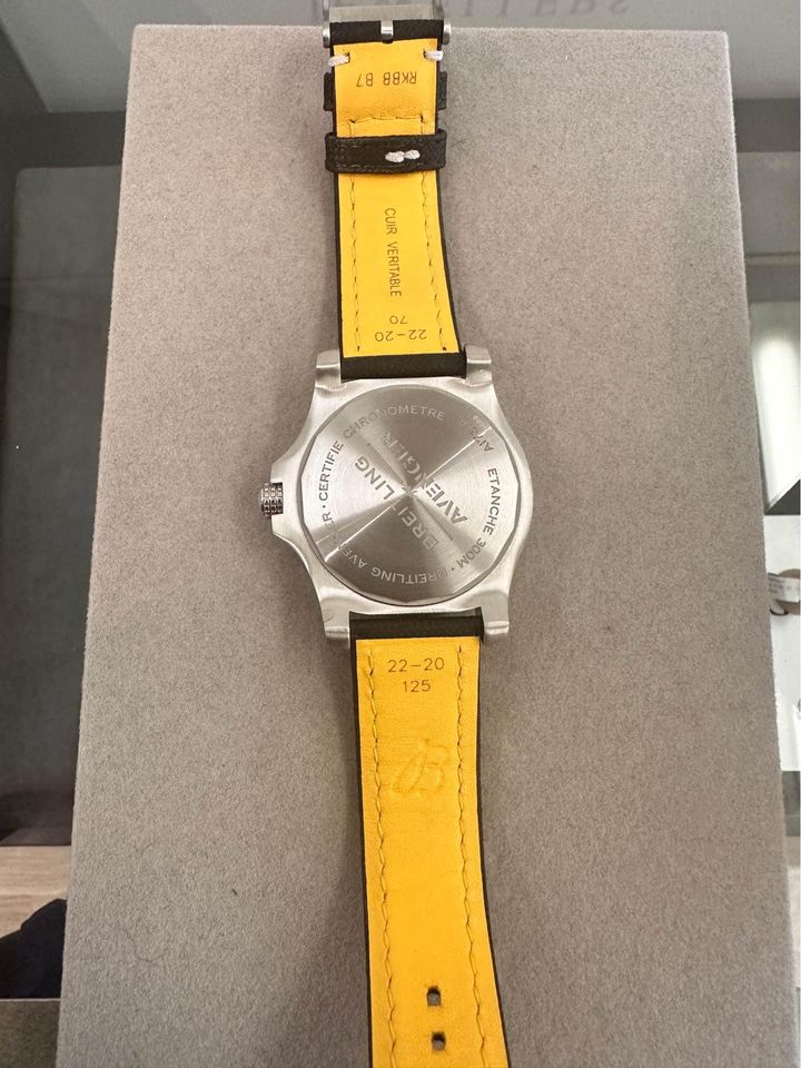 Breitling Avenger Watch 43mm