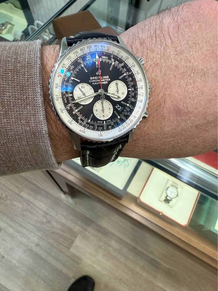 Breitling Navitimer 1 B01 Chronograph 46 Full Set- Mint Condition