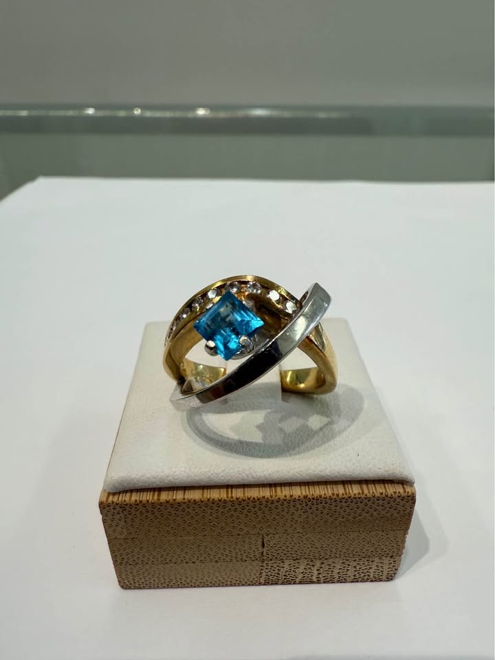 18 Karat Two Tone Natural Diamonds and Blue Topaz Cocktail Ring -Square shank