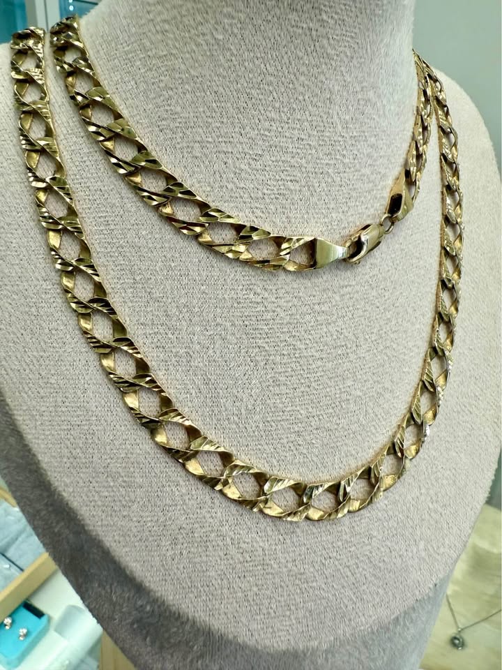 Diamond Cut 10karat Italian Chain 8mm Wide 26”
