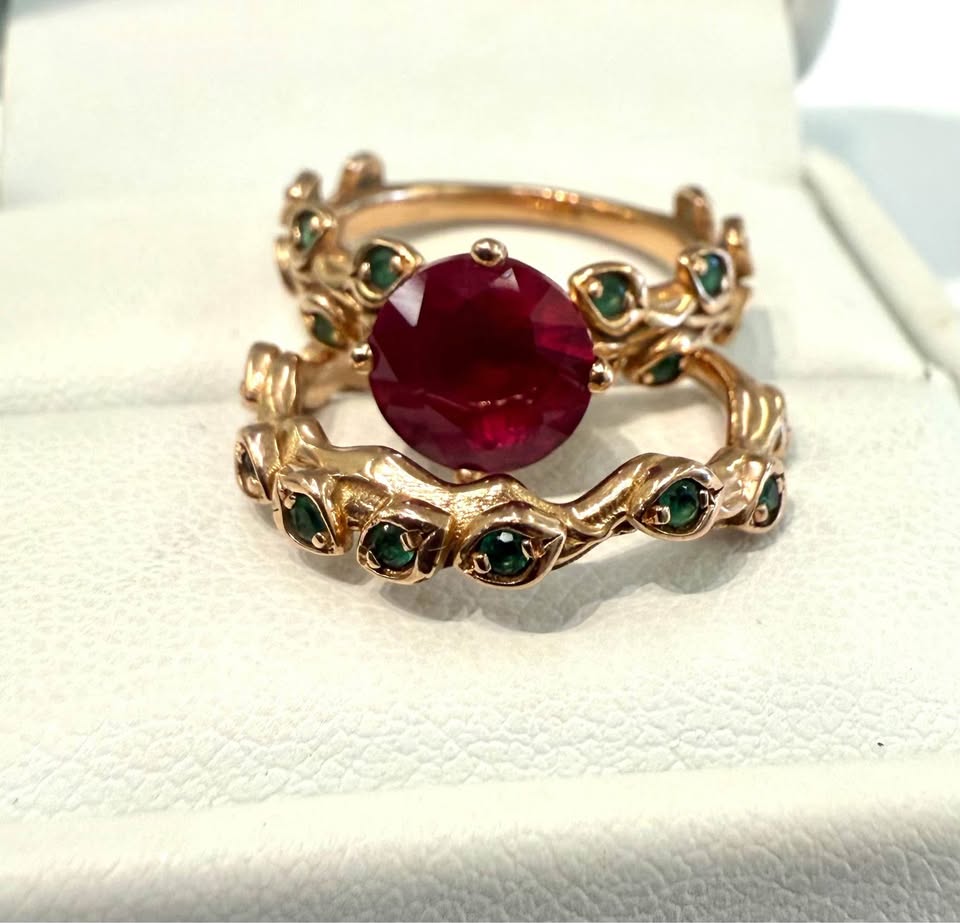 Gorgeous 18Karat Natural Colombian Emeralds & Lab made Ruby Custom Wedding Set