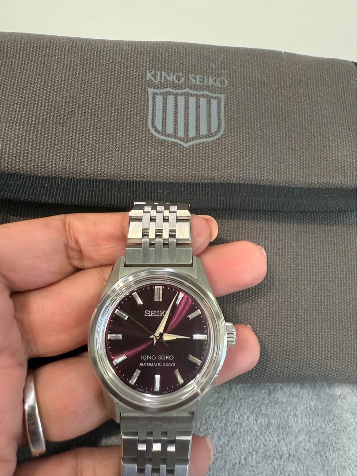 King Seiko 36mm Burgundy, Automatic 100 meters Men’s Watch 2024