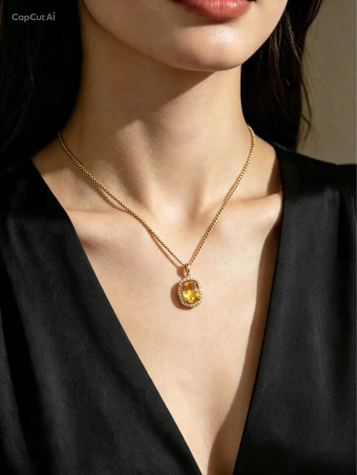 Natural 4.00Carat Citrine and Diamonds 14karat Necklace