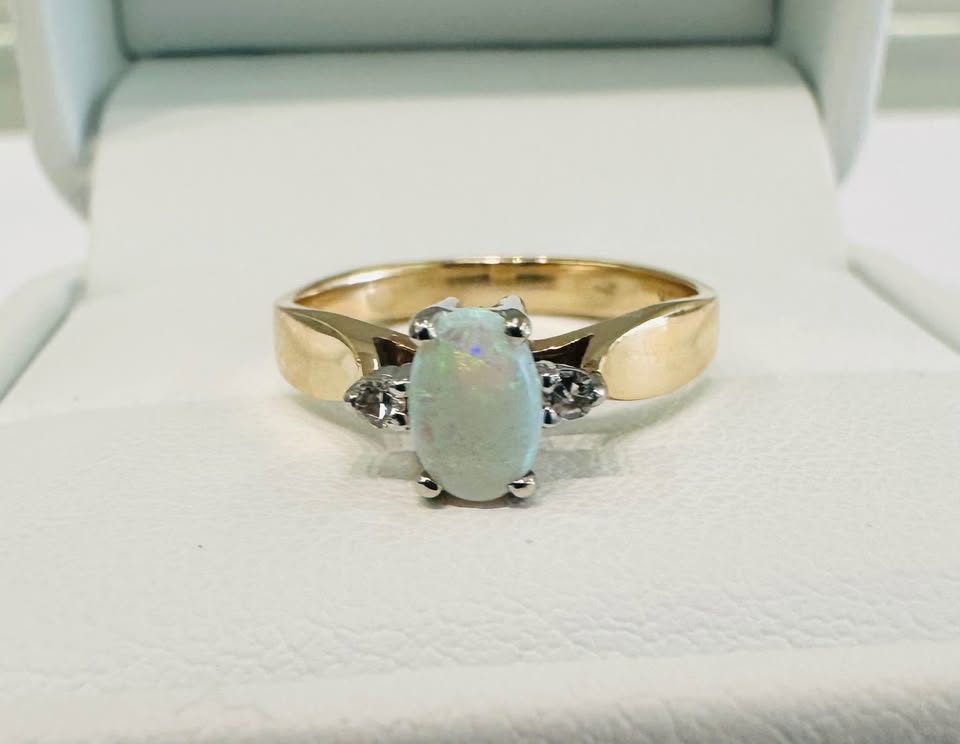 Natural Opal and Diamonds Yellow Gold Ring