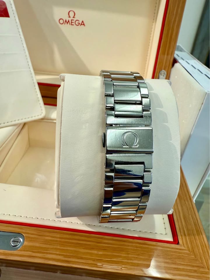 Omega Seamaster Co-axial Chronometer 150m