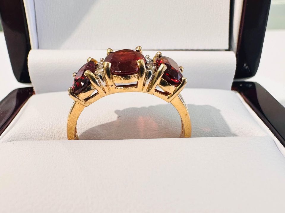 Past.Present.Future Natural Garnets & Diamonds Ring 3.00CTW