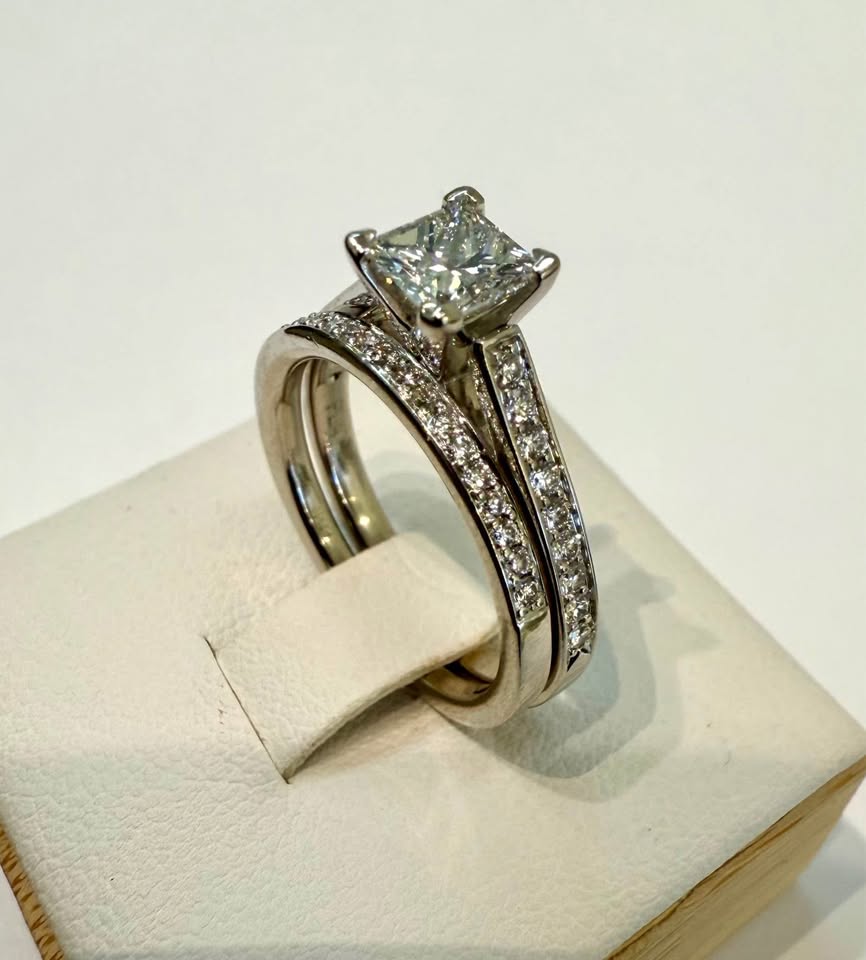 Gorgeous Platinum Natural Diamonds Princess Cut Wedding Set In VVS2-G 1.25CTW