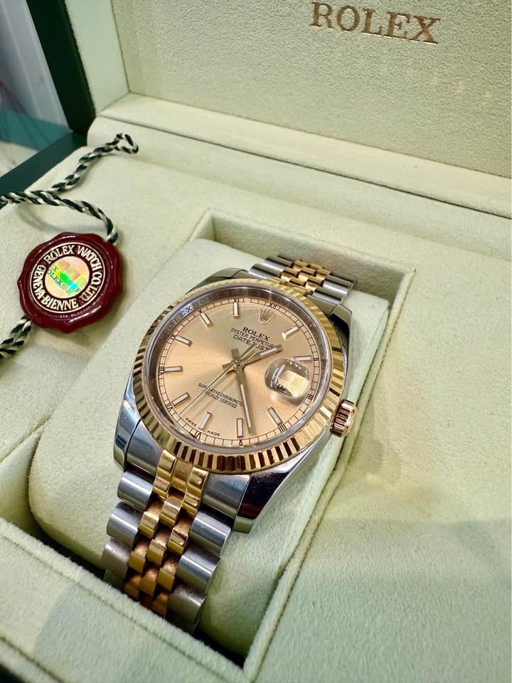 ROLEX DATEJUST 36MM - CHAMPAGNE DIAL FULL SET 2009 , MINT CONDITION