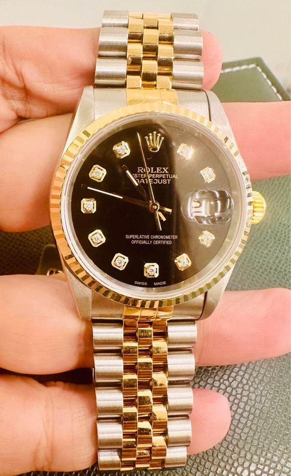 Rolex 18k 36mm Jubilee Datejust Black Diamond Dial Watch