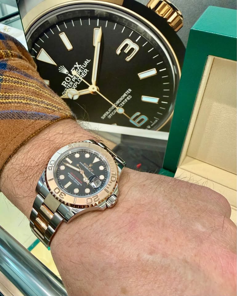 Rolex 2021 Yacht-Master Two Tone 40mm Black Dial 126621 Full Set