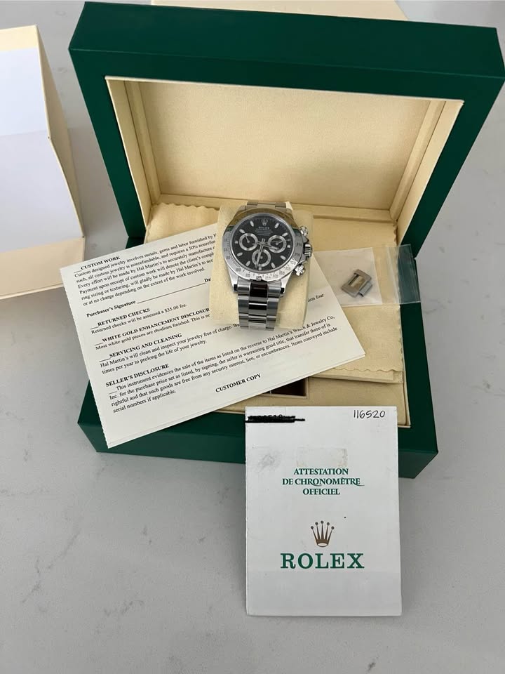Rolex Daytona Black Face, Mint Condition 2001 , Full Set Model #116520