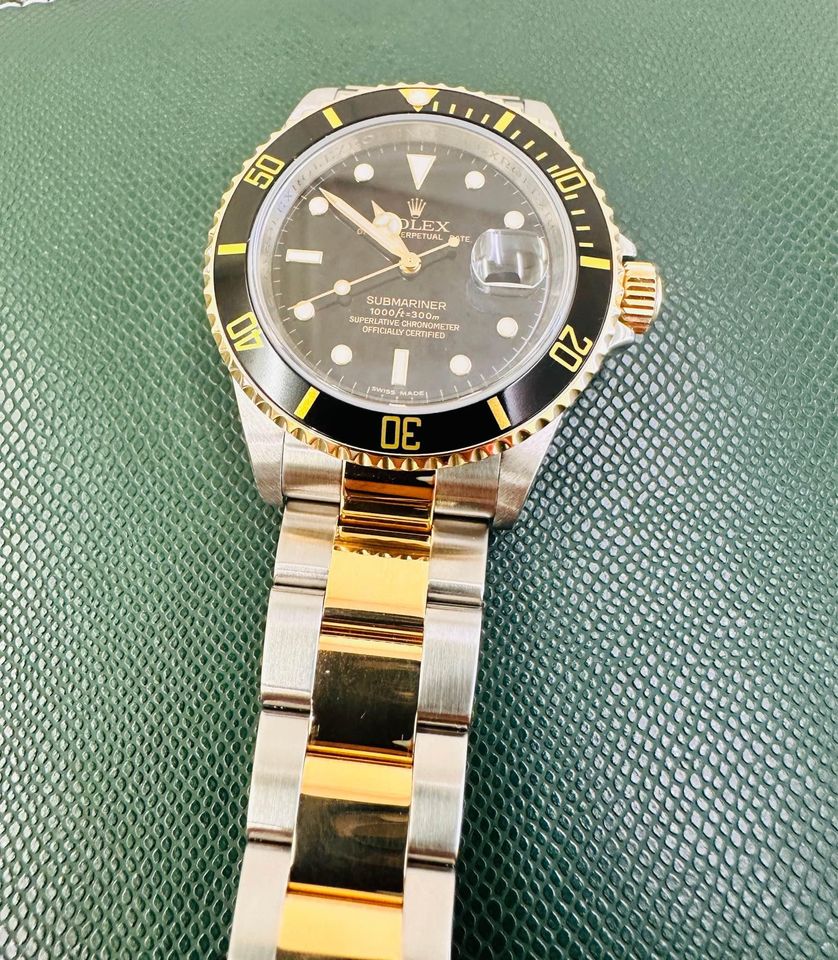 Rolex 18K Gent’s Oyster Perpetual Submariner Stainless Steel