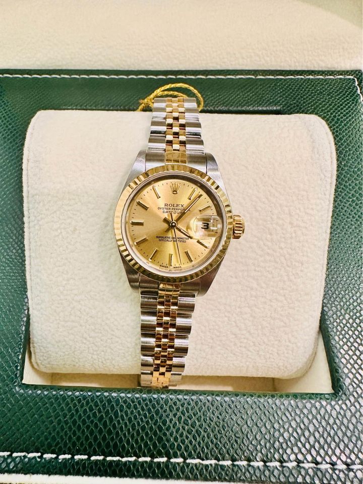 Rolex Ladies Oyster Perpetual Datejust 18k, 26mm