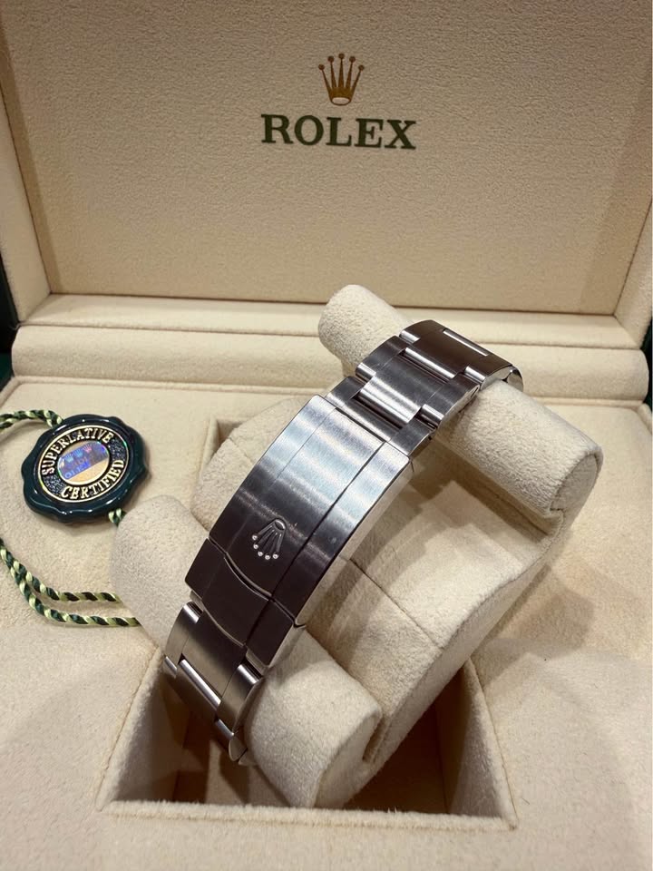 Rolex Oyster Perpetual Unworn 2024 Full Set Ref# 124300 , Green Dial 41mm