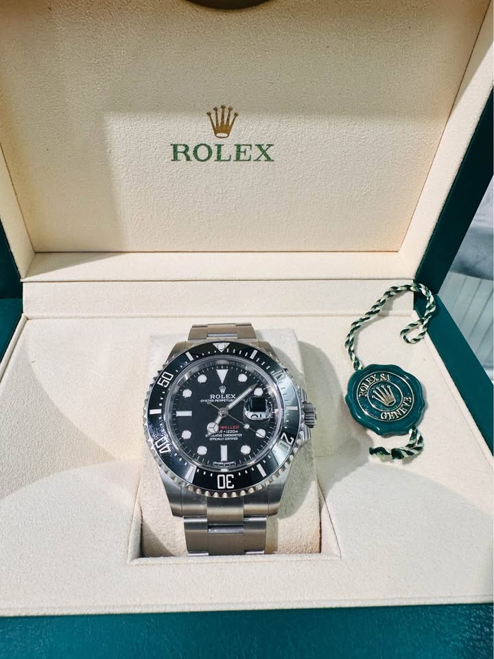 Rolex Sea-Dweller 43mm Dial Steel Automatic Men's Watch