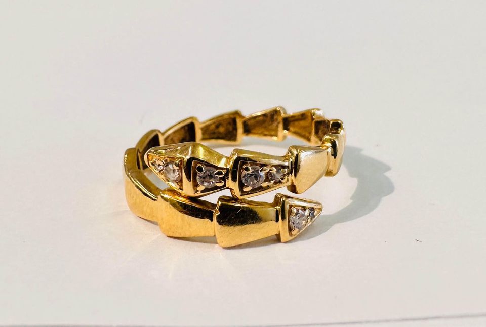 Serpenti Style 18karat Solid Gold Ring