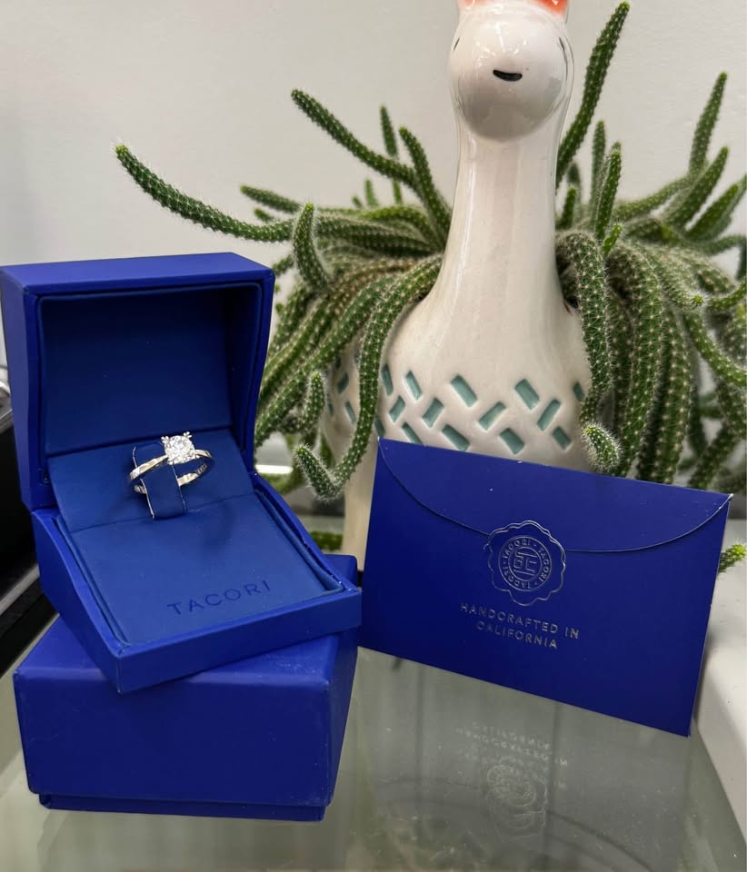 Tacori Engagement Ring Natural Diamond 18k Solitaire 0.92 Carat F-VS2 Appraised for $11,600