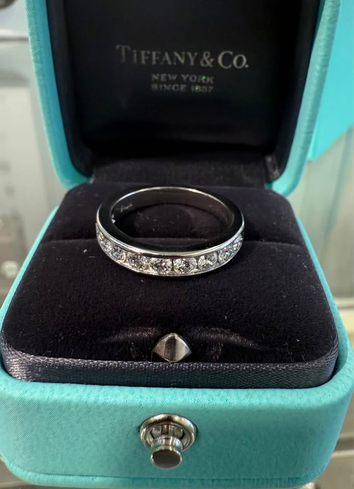 Tiffany&Co Natural Diamonds Platinum Chanel Set Band 1.00CTW