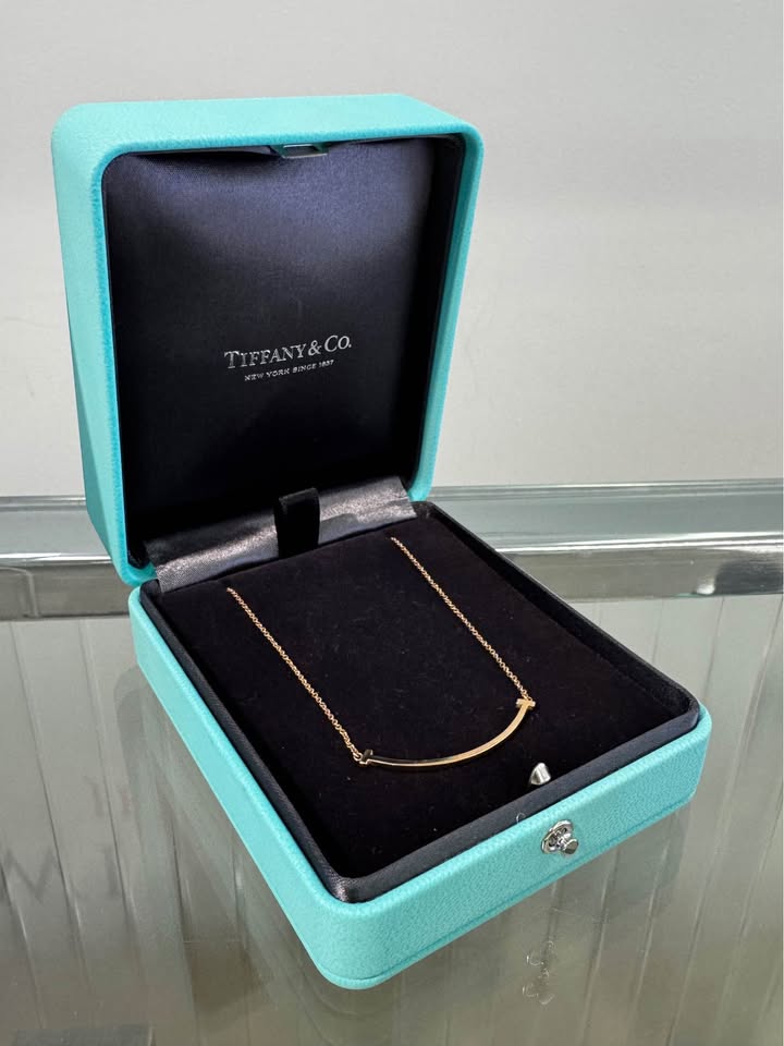 Tiffany Smile 18k