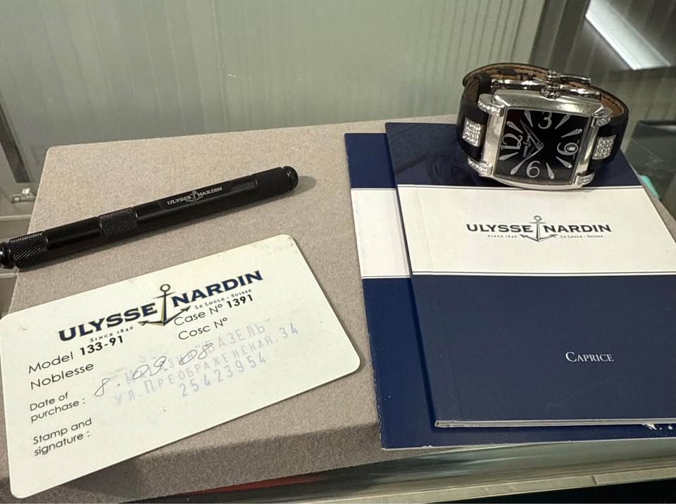 Ulysse Nardin Model # 133-91 Natural Diamonds Watch 1.015CTW
