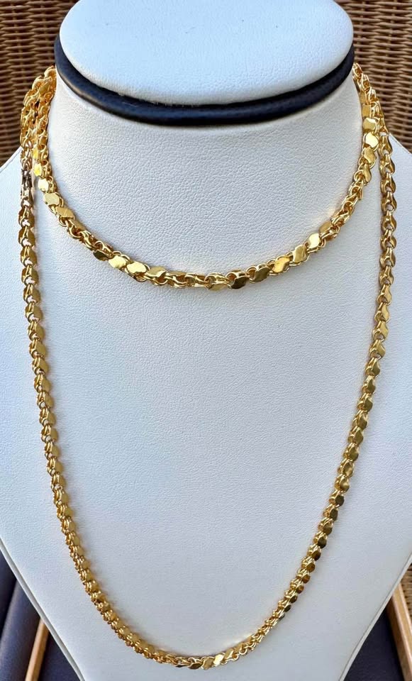 Vintage 22 Karat Yellow Gold 31.62 grams Chain, 3.5mm Wide Necklace, 26" Long